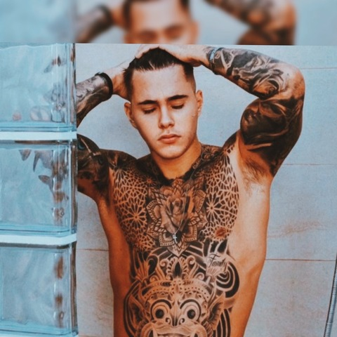 justin_bieber1 header picture leakfans.com