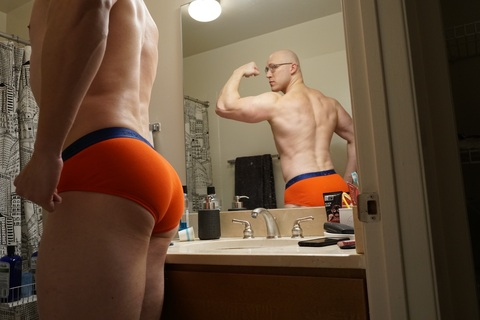 justingains header picture leakfans.com