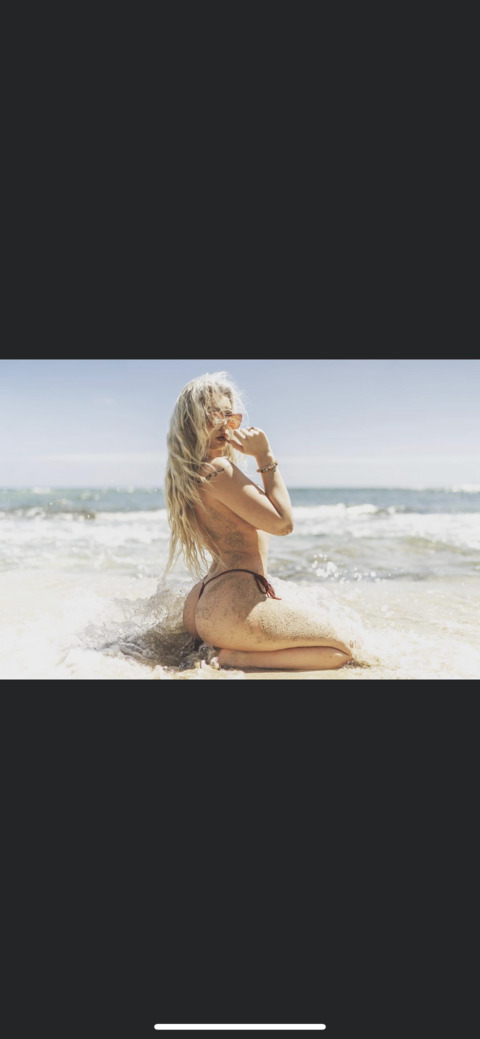 kailarratajczak header picture leakfans.com