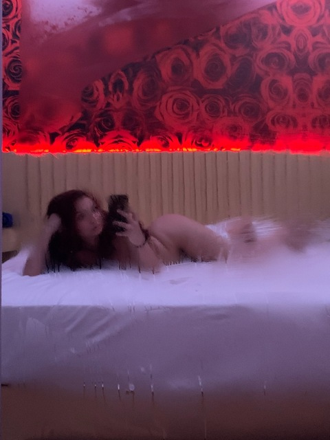 kaittxx header picture leakfans.com