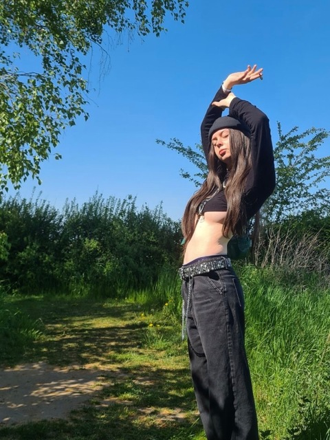 kalashlika header picture leakfans.com