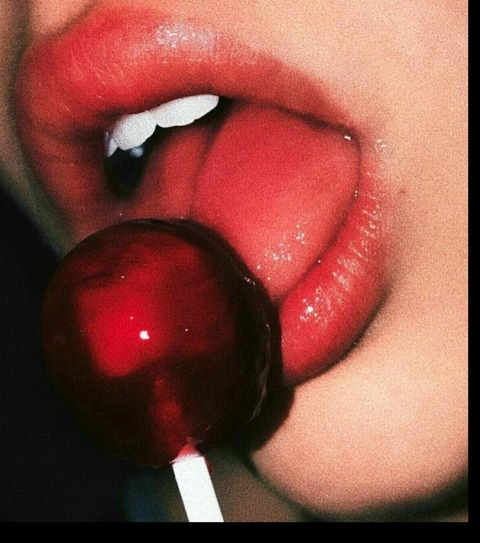 karlatr header picture leakfans.com