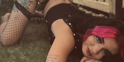 kattherine_x header picture leakfans.com