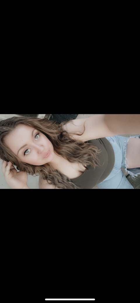 kawaiielliekat header picture leakfans.com