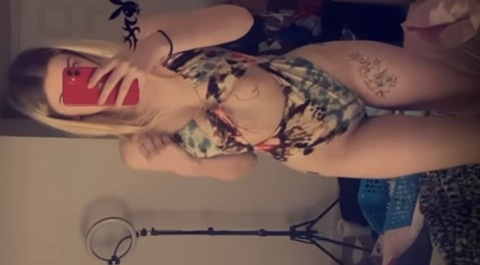 kaybaby2133 header picture leakfans.com