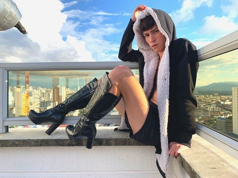 kevinp20 header picture leakfans.com