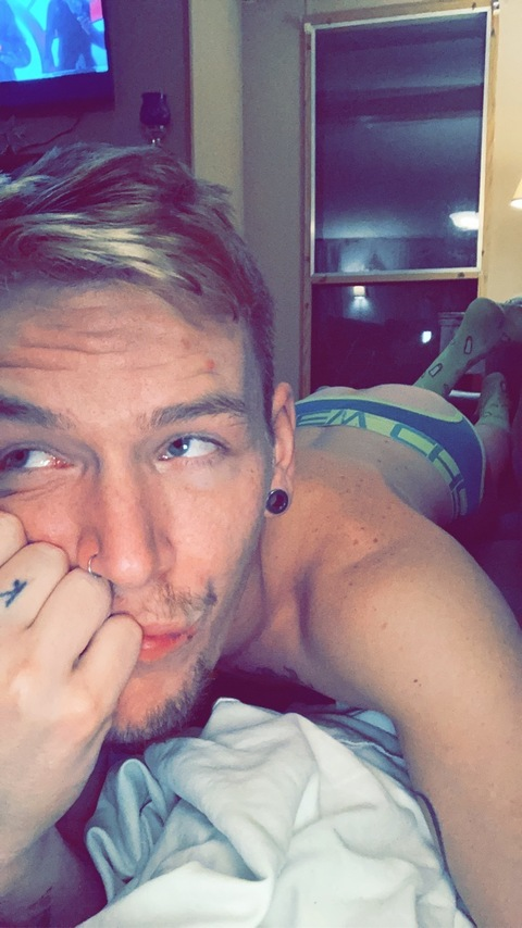 kingjames.xci header picture leakfans.com