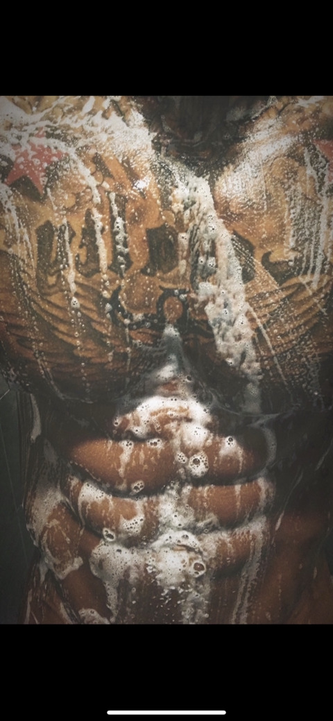 kingnate___ header picture leakfans.com