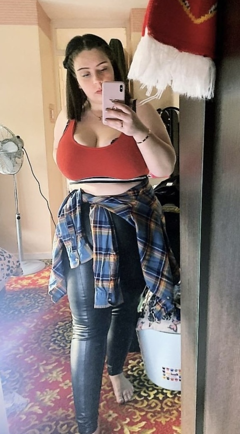 kirsti header picture leakfans.com