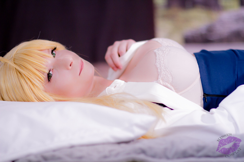 Header of kissescosplay