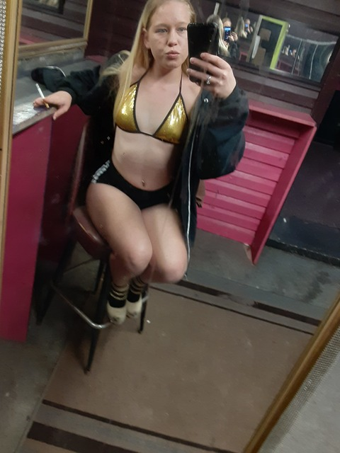 kitkat06969 header picture leakfans.com