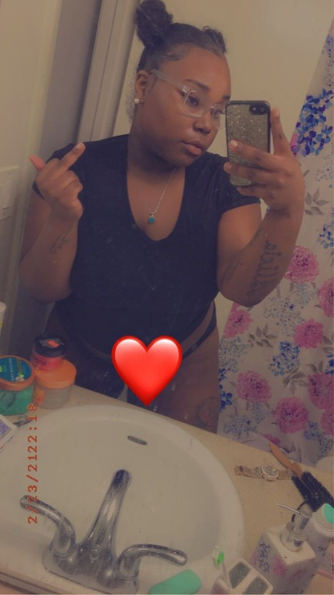 kybalenciaga header picture leakfans.com