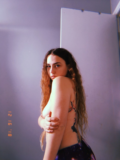 kynleablake header picture leakfans.com