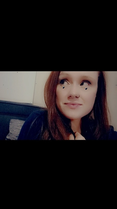 ladyhx0526 header picture leakfans.com