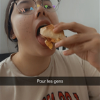 laleuh profile picture leakfans.com