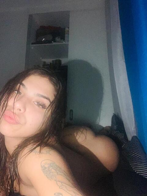 lapiri19 header picture leakfans.com