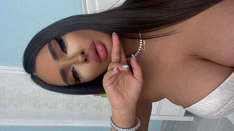 larixx99 header picture leakfans.com