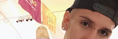 leanandradaa header picture leakfans.com