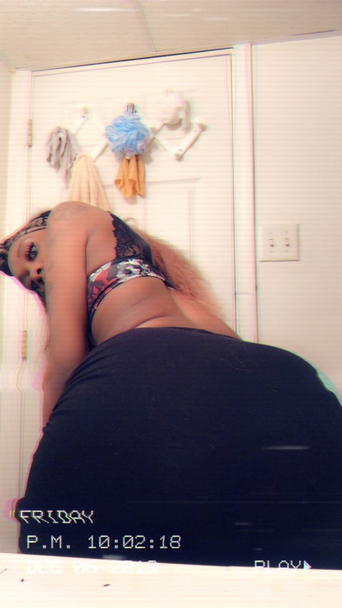 lechaasowet header picture leakfans.com