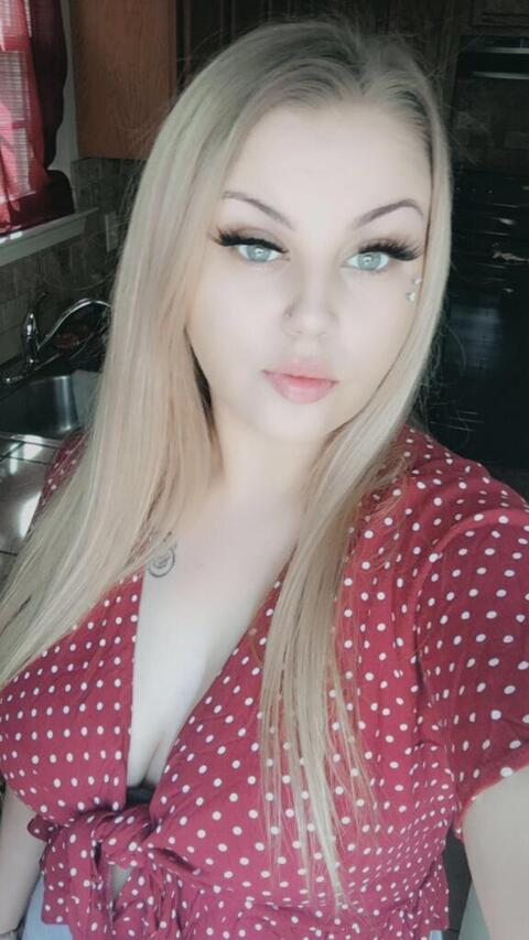 leena_harris header picture leakfans.com