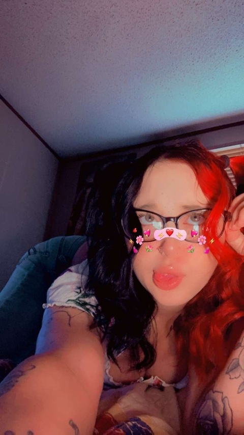 lenni_babyyy header picture leakfans.com