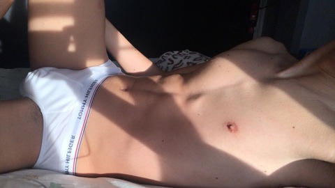 leosxs header picture leakfans.com