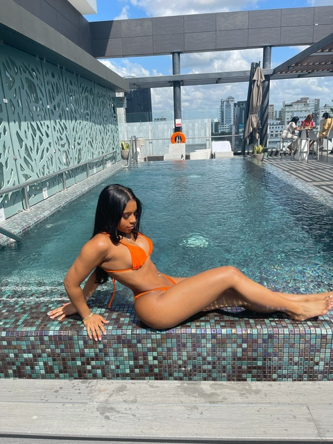 liamel_lopez header picture leakfans.com