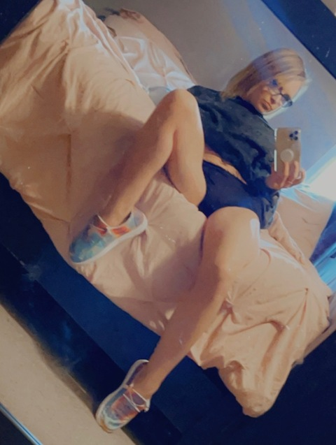 lil_bit01_free header picture leakfans.com