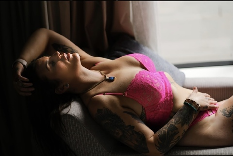 lila_joy_1 header picture leakfans.com