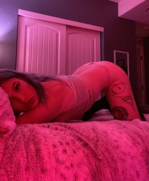 Header of lilkittyjadee