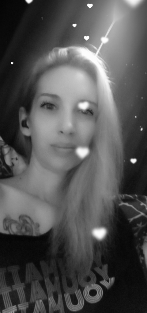 lilmamaskitten header picture leakfans.com