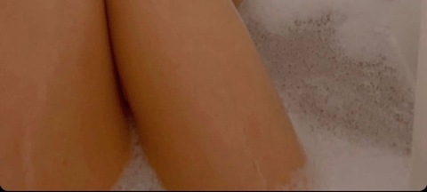 lina69m header picture leakfans.com