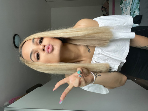 lindavip header picture leakfans.com