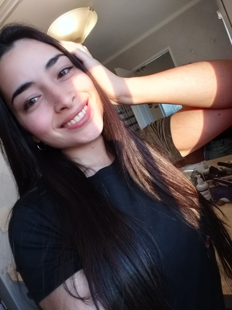 lio1997 header picture leakfans.com