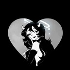 lovelylilgoth profile picture