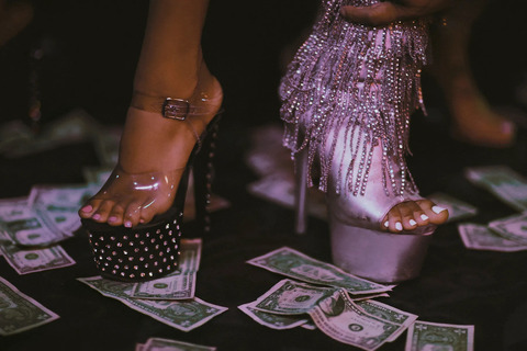 lovelynyia header picture leakfans.com