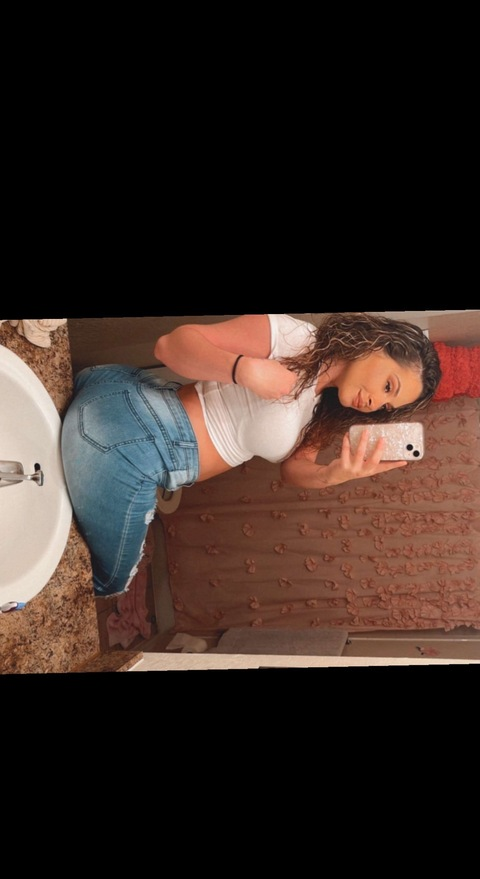 lowkey.ang header picture leakfans.com