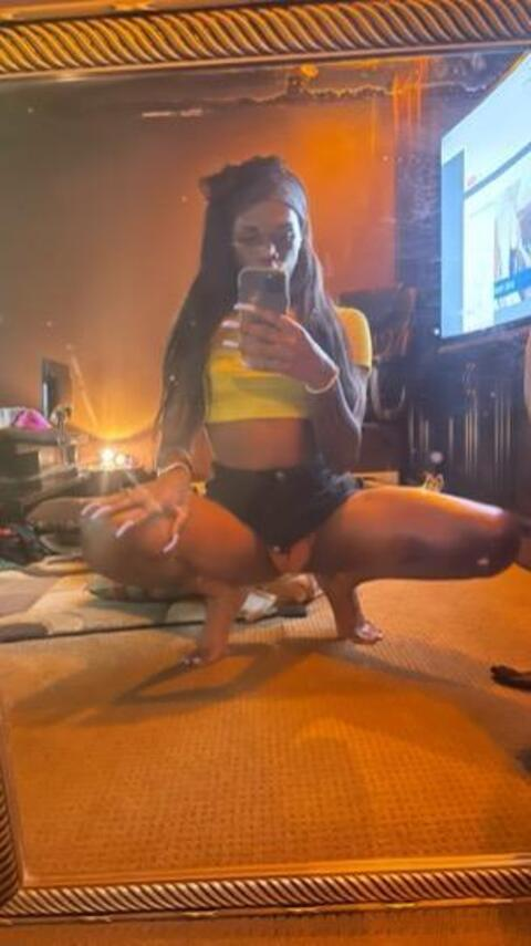 lowkeyassredd header picture leakfans.com