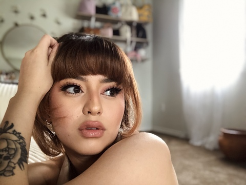 luccilu header picture leakfans.com