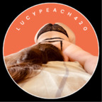 lucypeach420 profile picture