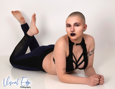 lunatic0420 header picture leakfans.com