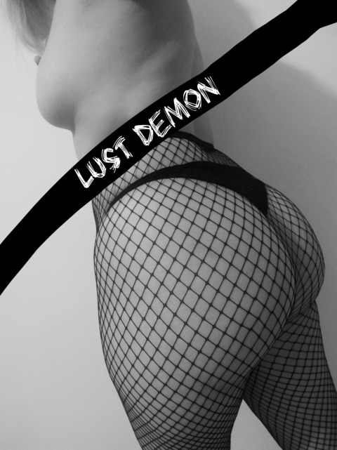 lust_babe header picture leakfans.com
