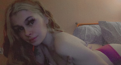 luvelypeachesa header picture leakfans.com