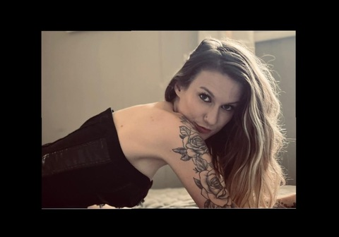 maddie.cakes header picture leakfans.com