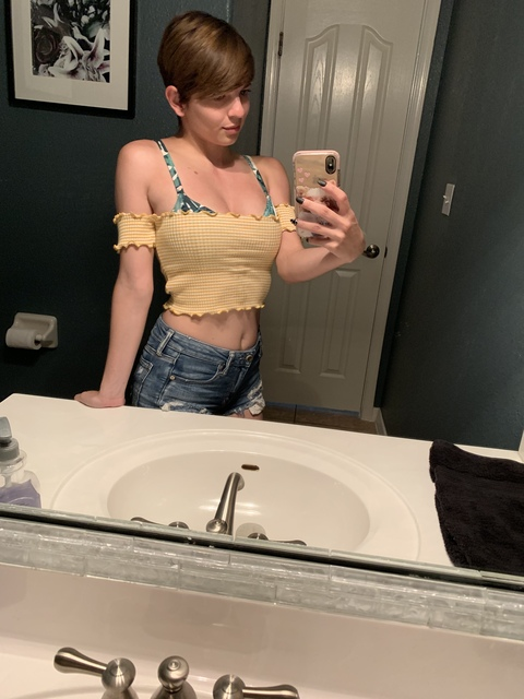 maddieash44 header picture leakfans.com