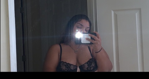 mainbitch.xo header picture leakfans.com
