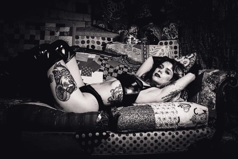 mamma.creeper header picture leakfans.com