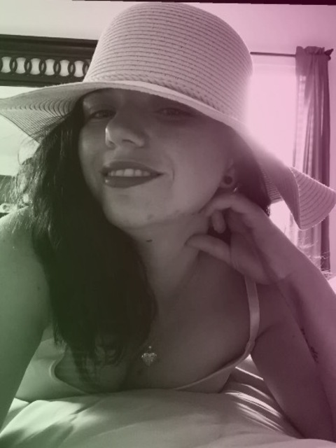 manda84 header picture leakfans.com