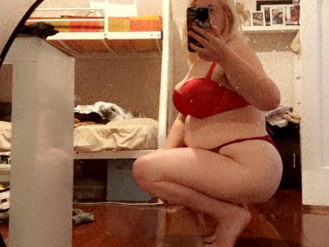 manicthot header picture leakfans.com