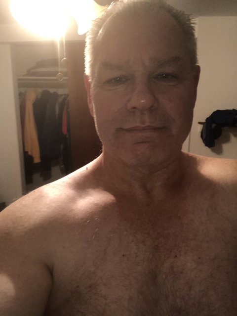 mark4262 header picture leakfans.com